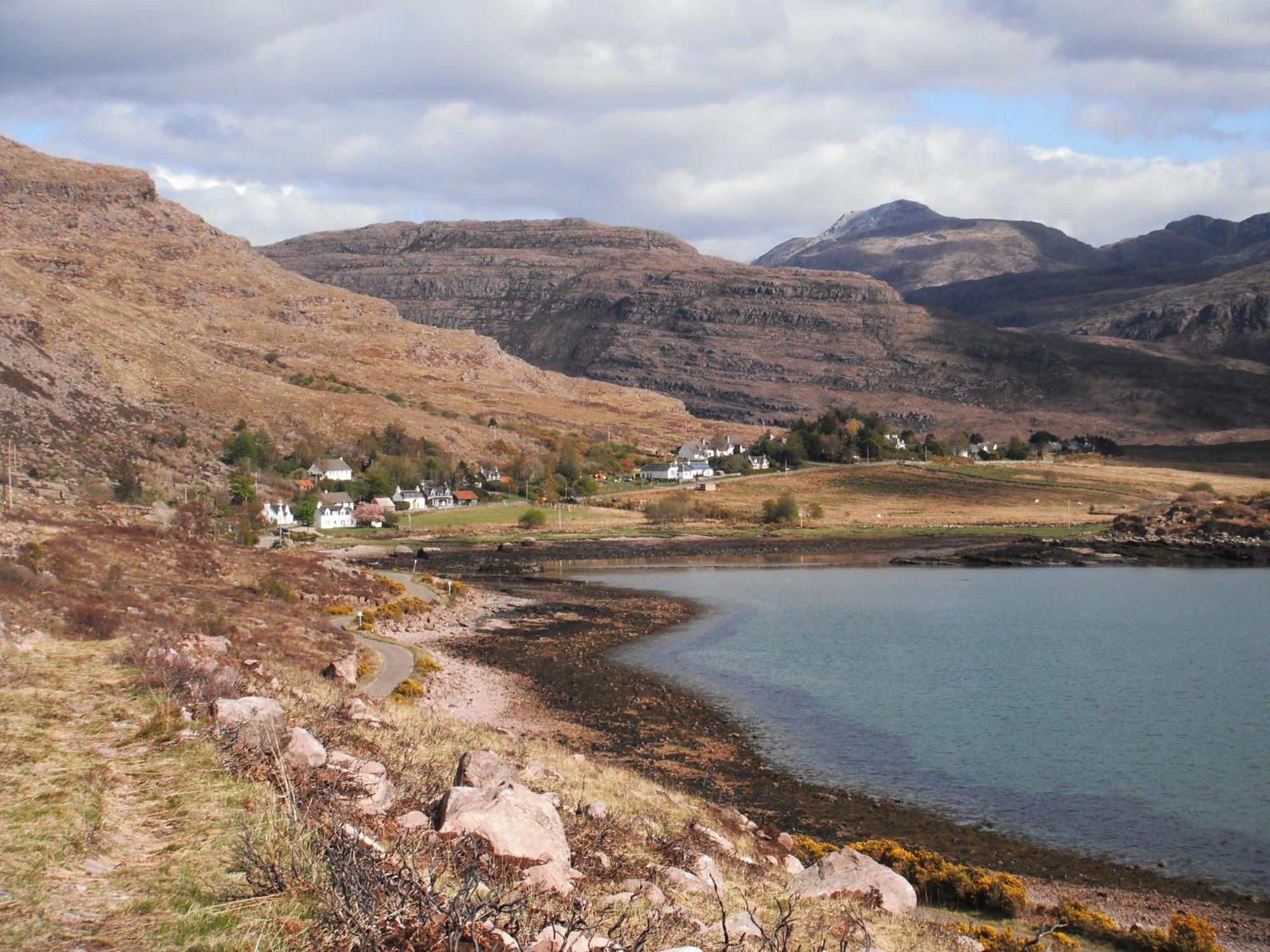 Torridon Youth Hostel Exterior foto